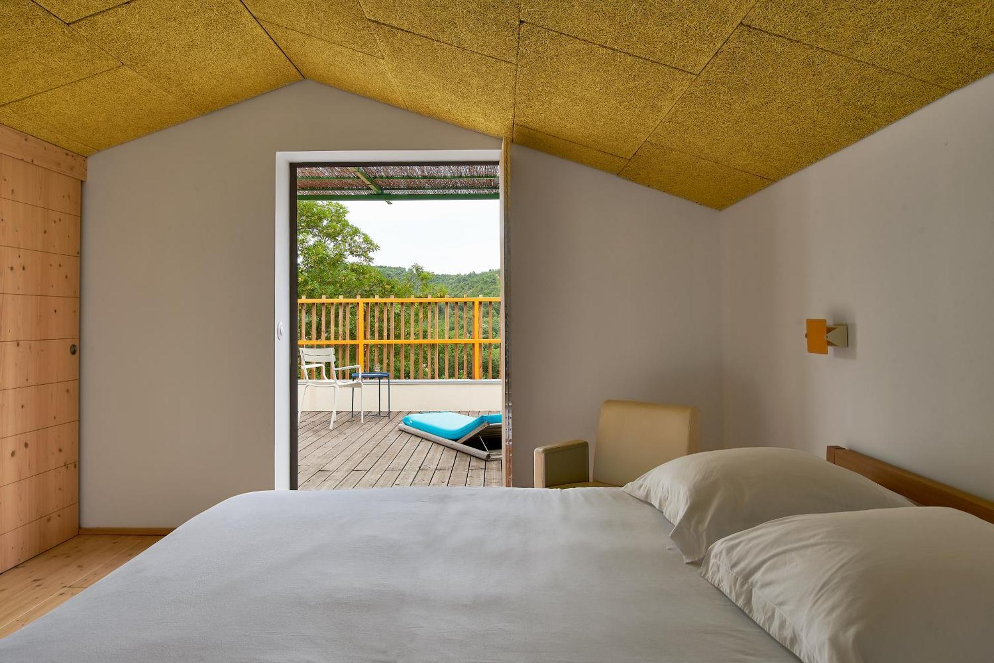 Bed and Breakfast Domaine La Ferme Hi Bride Villelaure Zewnętrze zdjęcie