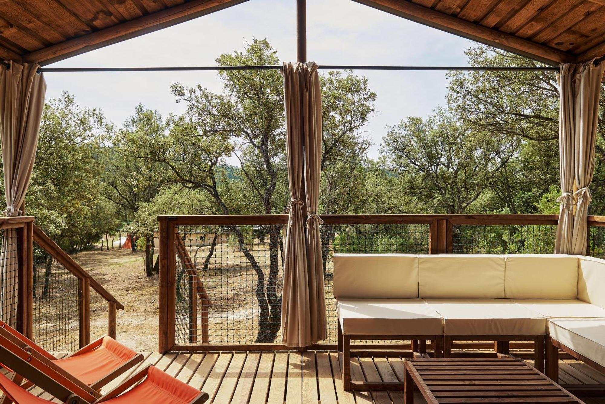 Bed and Breakfast Domaine La Ferme Hi Bride Villelaure Zewnętrze zdjęcie